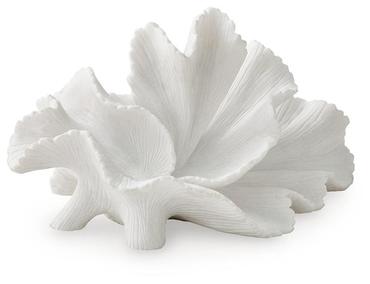 Waynemont - Sculpture - White