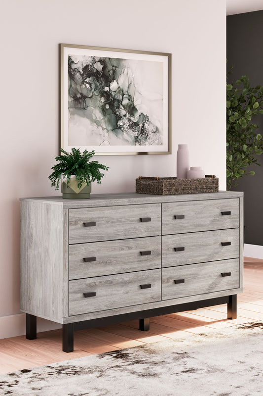 Vessalli - Six Drawer Dresser - Black / Gray