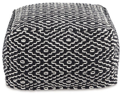 Jasett - Pouf - Black / Ivory