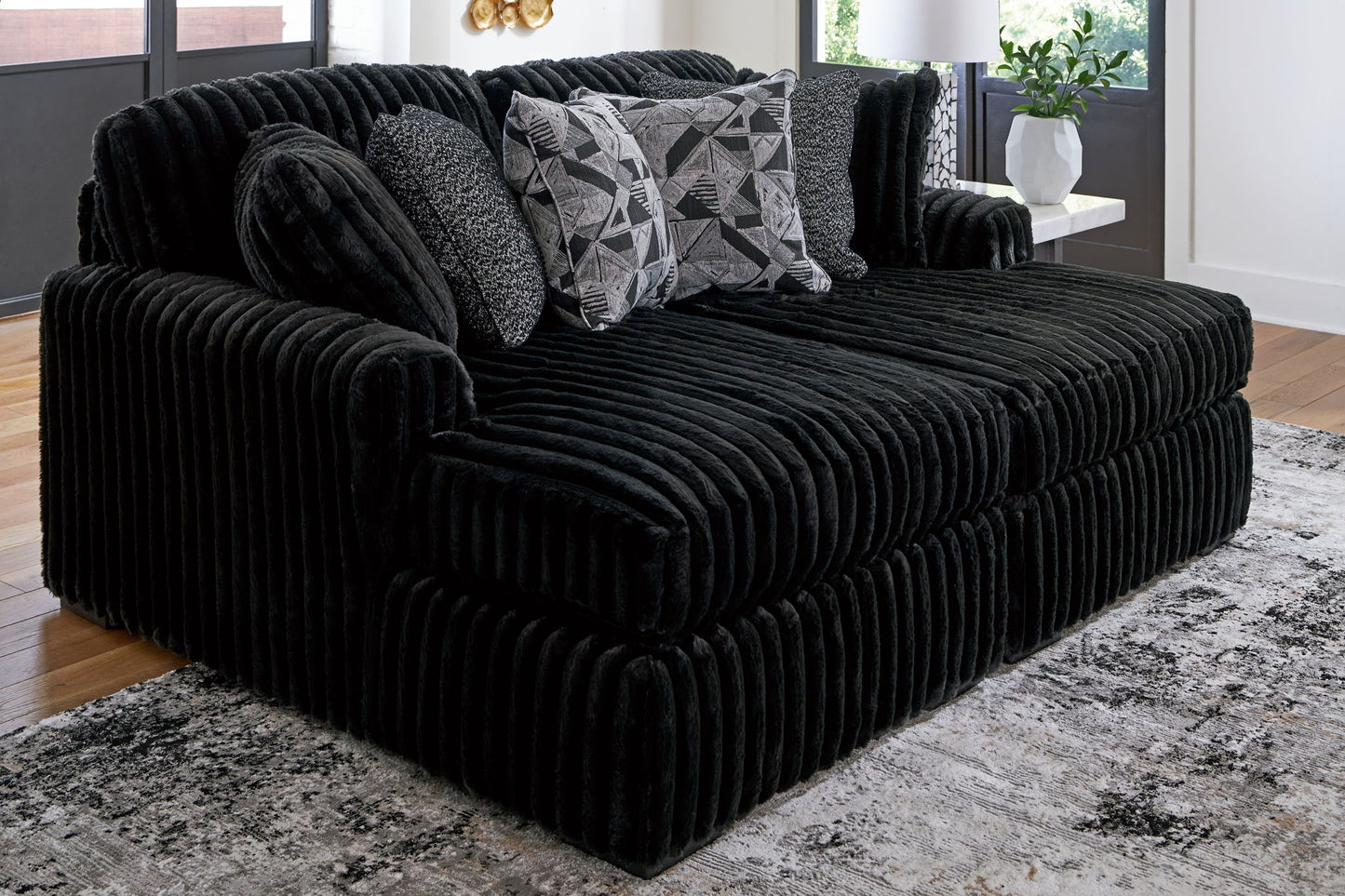 Midnight-Madness - Super Chaise - Onyx