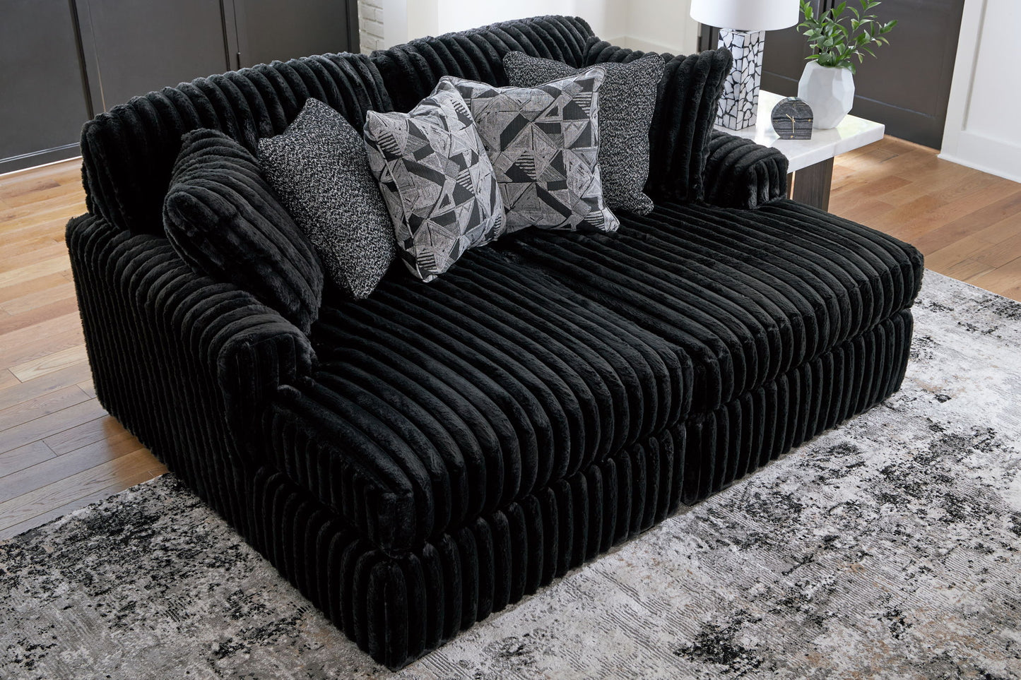 Midnight-Madness - Super Chaise - Onyx